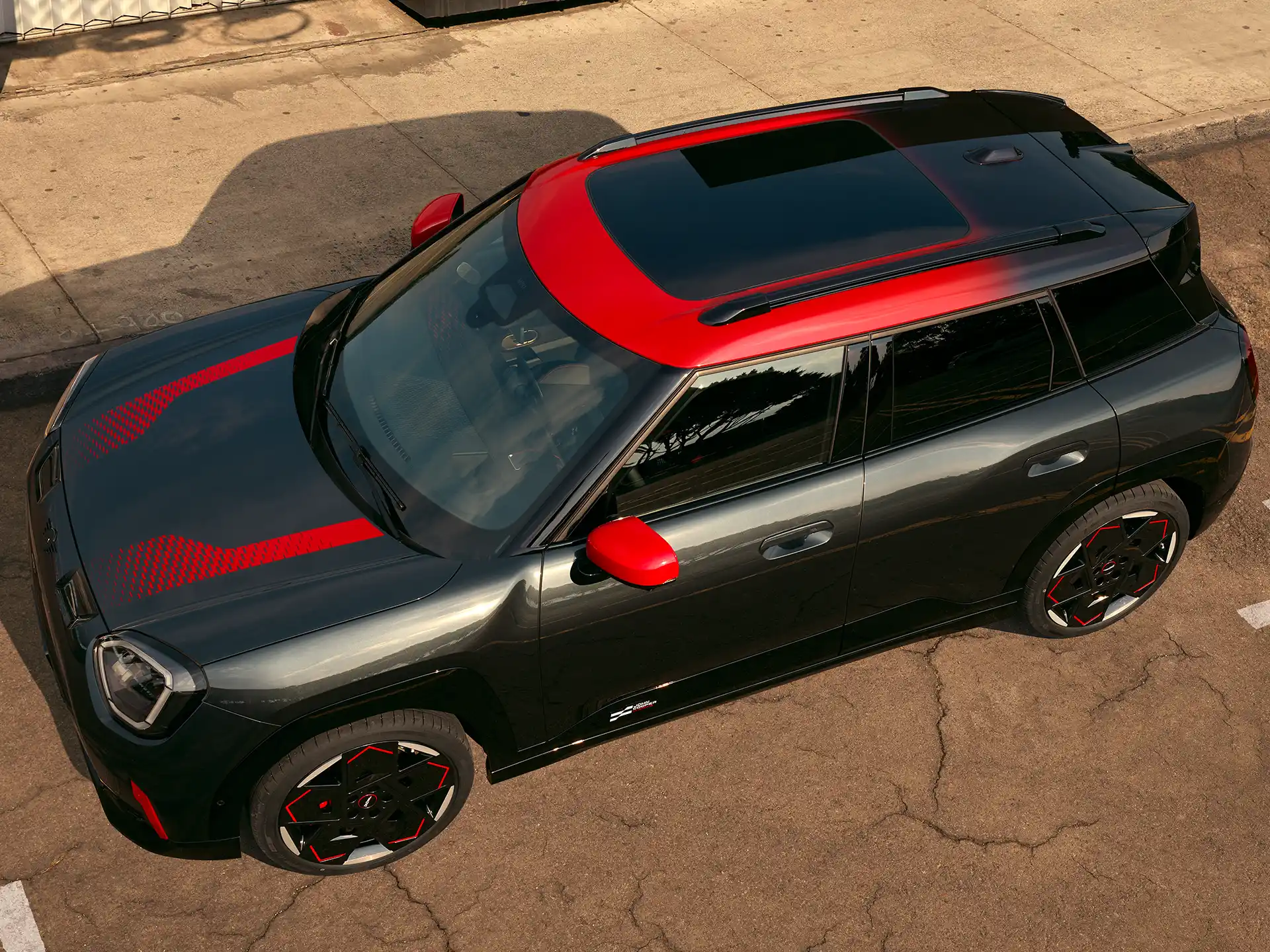 MINI John Cooper Works – J05 JCW kontrastikatto